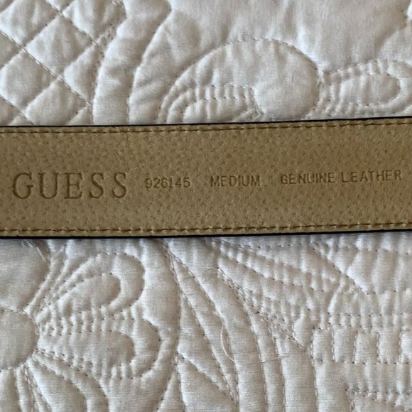 GUESS LADIES" "G" BUCKLE LEATHER BELT, Black with Silver Buckle, Size M - Picture 5 of 5